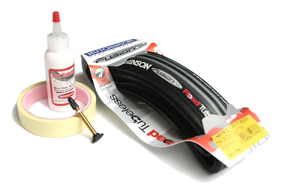 hutchinson tubeless road tyres